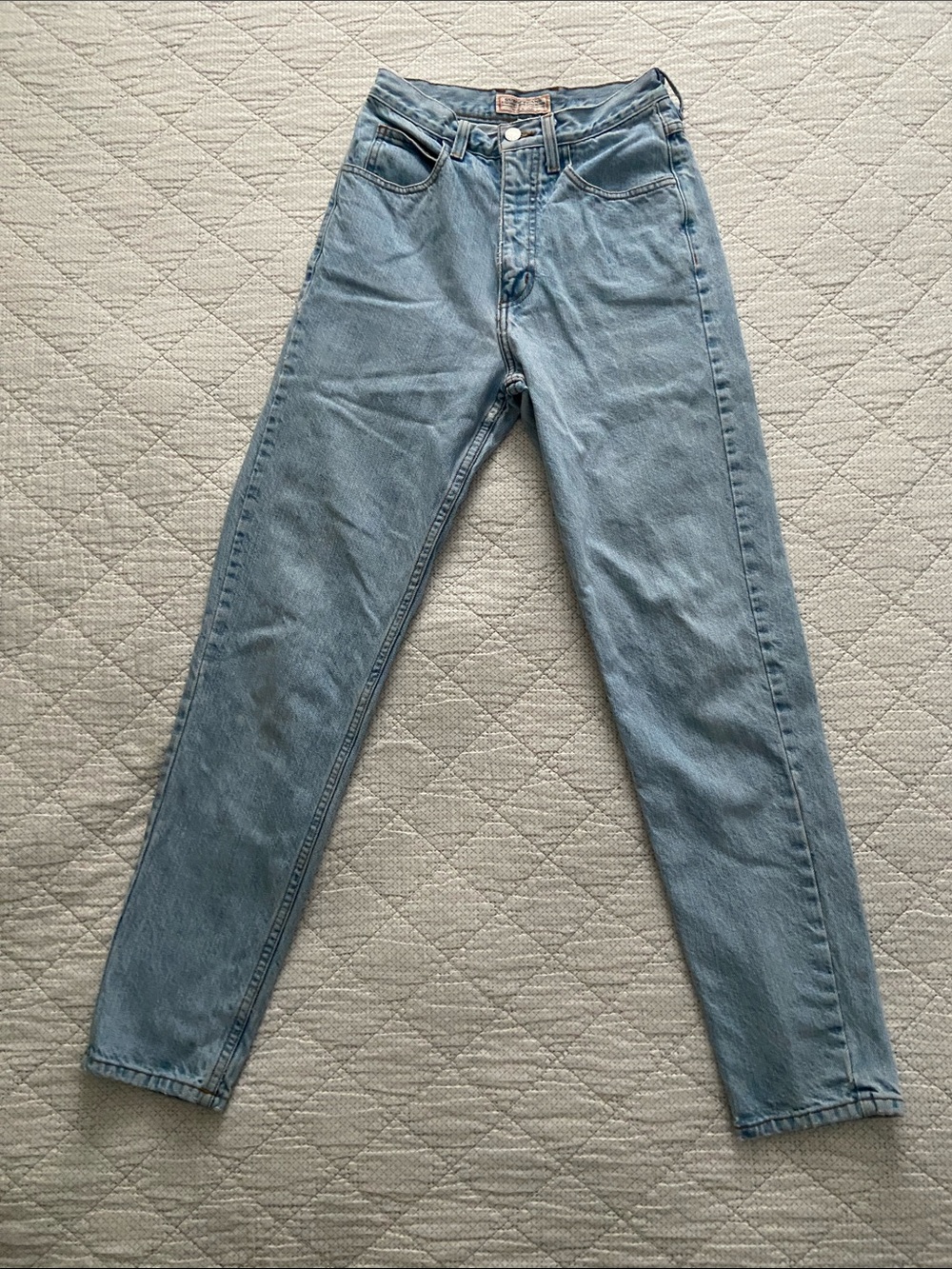 Classic Light Blue High-Rise Women’s vintage Guess Jeans